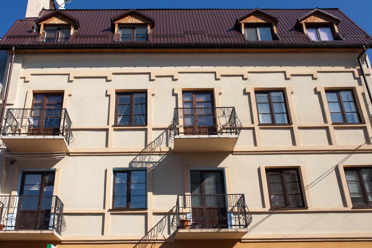 Panorama Apart-Hotel Kamianets-Podilskyi Exterior photo